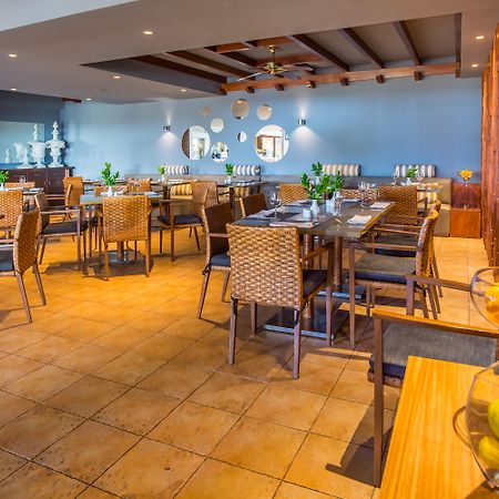 Calheta Beach - All-Inclusive - Savoy Signature Exterior photo